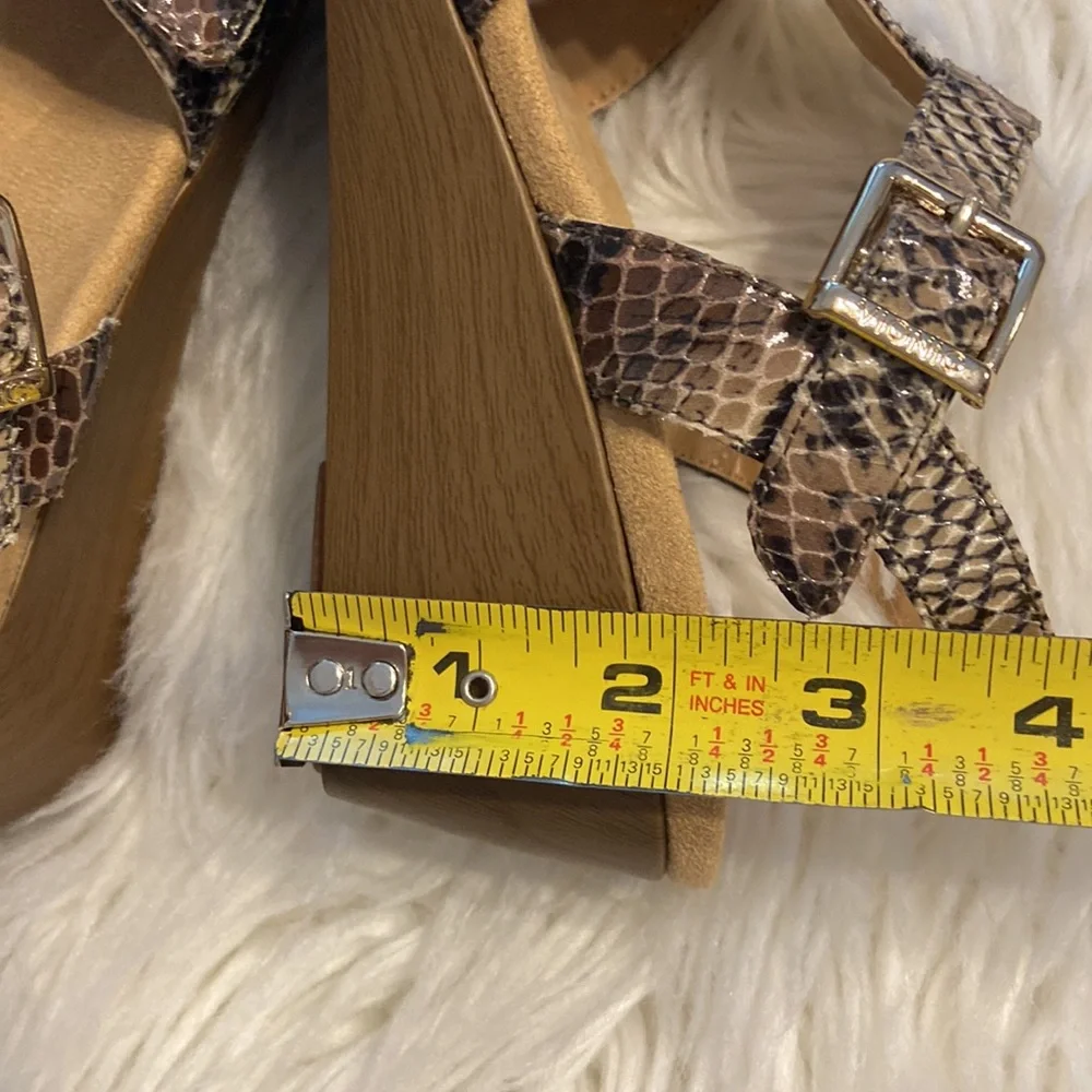 VIONIC Sandals BNWOT size 8 brown and tan color please see all photos (P7) - Picture 8 of 13